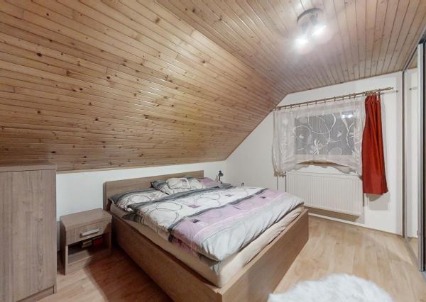 4 izbový rodinný dom v obci Konská na predaj, krásny výhľad, tiché prostredie len 3 km od Rajeckých Teplíc