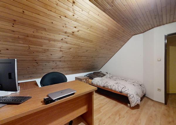 4 izbový rodinný dom v obci Konská na predaj, krásny výhľad, tiché prostredie len 3 km od Rajeckých Teplíc