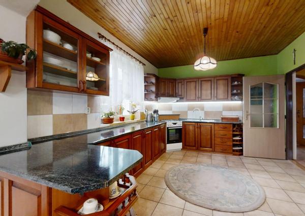 4 izbový rodinný dom v obci Konská na predaj, krásny výhľad, tiché prostredie len 3 km od Rajeckých Teplíc