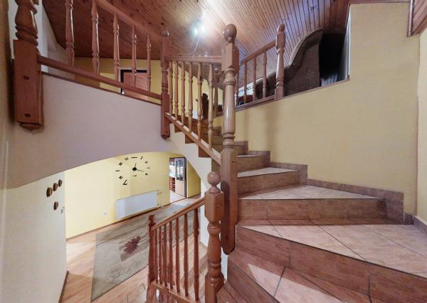 4 izbový rodinný dom v obci Konská na predaj, krásny výhľad, tiché prostredie len 3 km od Rajeckých Teplíc