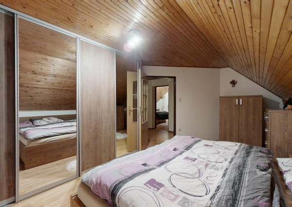 4 izbový rodinný dom v obci Konská na predaj, krásny výhľad, tiché prostredie len 3 km od Rajeckých Teplíc