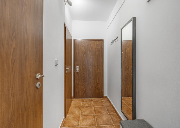 PREDANÝ - Wealth Group ponúka exkluzívne na predaj 3 - izbový byt v Bratislave v blízkosti Draždiaku a lesoparku, čiastočne zariadený s klimatizáciou