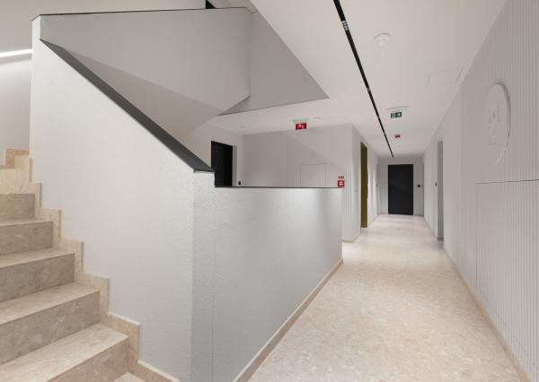 Na predaj krasný 3 izbový byt v centre mesta s dvoma parkovacími státiami