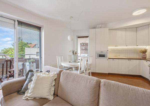 REZERVOVANÝ - Wealth Group ponúka exkluzívne na predaj 3 izbový mezonet v Marianke, s dvoma balkónmi a parkovacím miestom