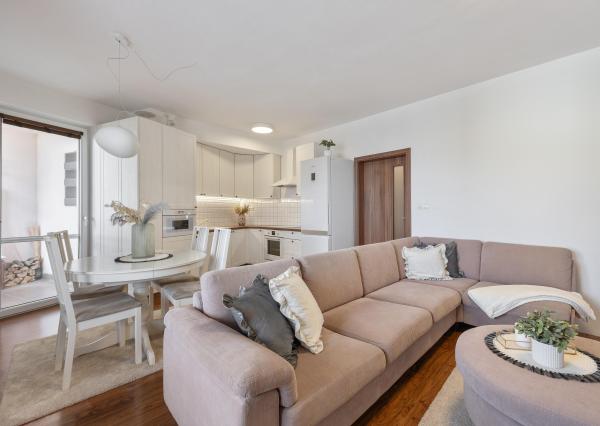 REZERVOVANÝ - Wealth Group ponúka exkluzívne na predaj 3 izbový mezonet v Marianke, s dvoma balkónmi a parkovacím miestom