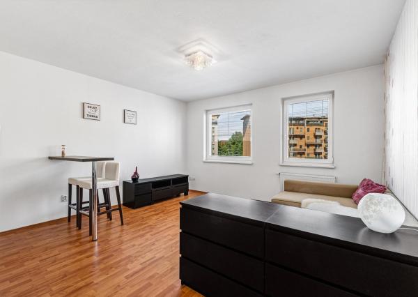 PRENAJATÉ - Wealth group ponúka exkluzívne na prenájom garsónku na Pezinskej ul. v Senci, zariadenú a ihneď k dispozícii