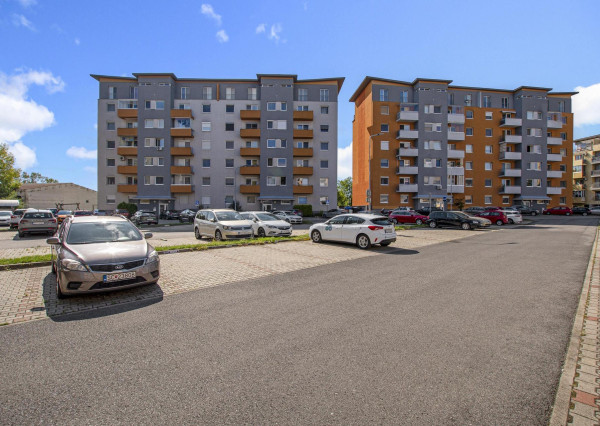 PRENAJATÉ - Wealth group ponúka exkluzívne na prenájom garsónku na Pezinskej ul. v Senci, zariadenú a ihneď k dispozícii