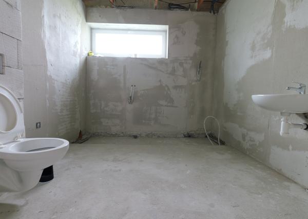 Wealth Group ponúka exkluzívne na predaj veľkorysú novostavbu samostatne stojaceho 6 izbového rodinného domu v obci Zavar