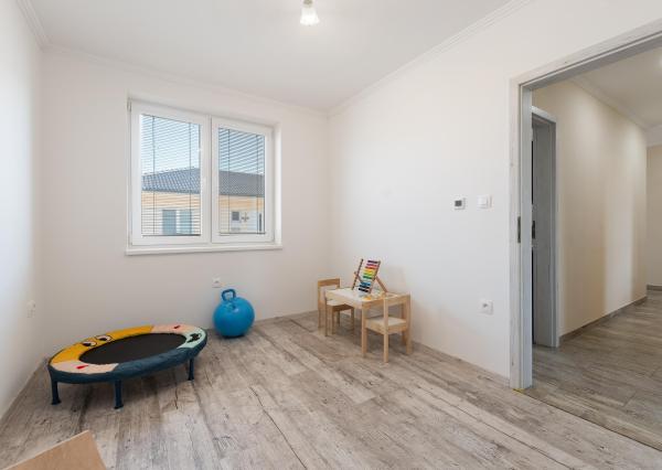 REZERVOVANÉ! Jelka, okr. Galanta - NA PREDAJ novostavba samostatného, tehlového RD v slepej ulici