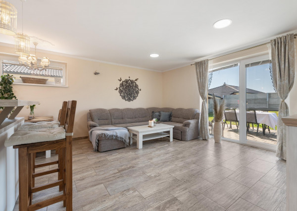 REZERVOVANÉ! Jelka, okr. Galanta - NA PREDAJ novostavba samostatného, tehlového RD v slepej ulici