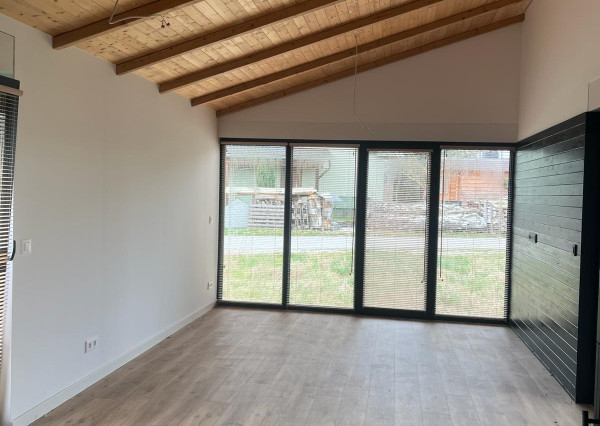 Na predaj dom v privátnej rekreačnej zóne pri jazere Vojka