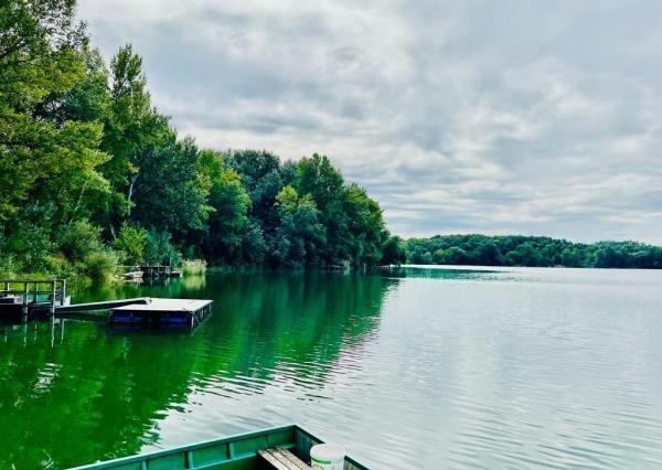 Na predaj dom v privátnej rekreačnej zóne pri jazere Vojka