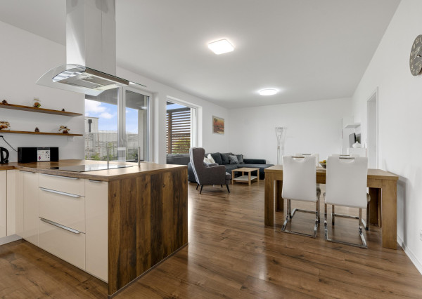 Krásny 4-izbový rodinný dom na predaj, Slovenský Grob časť Malý Raj