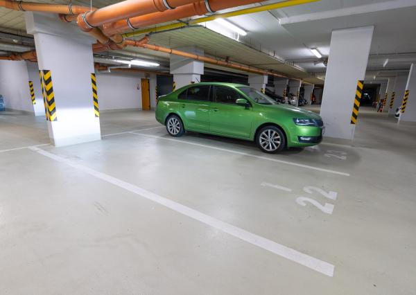 REZERVOVANÉ! Na  PREDAJ 2 izbový byt s predzáhradkou a balkónom, garážovým státím v novostavbe TAMMI, Pri Hrubej lúke, Dúbravka, Bratislava