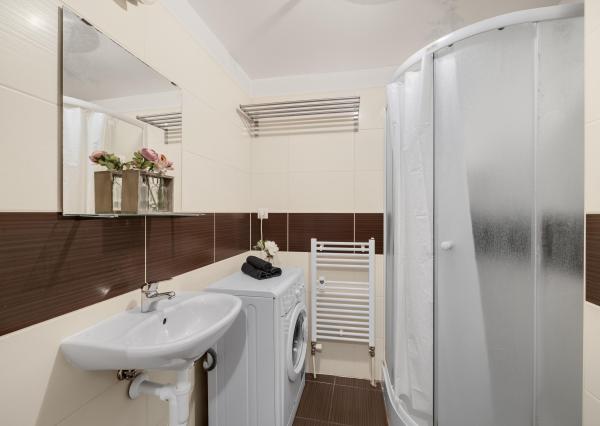 PREDANÝ - Wealth Group ponúka exkluzívne na predaj 1,5-izbový byt v Dunajskej Lužnej na ul. Lipnická