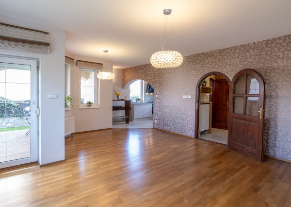 Na PREDAJ 4-izbový rodinný dom v srdci Vajnor (so znaleckým posudkom)