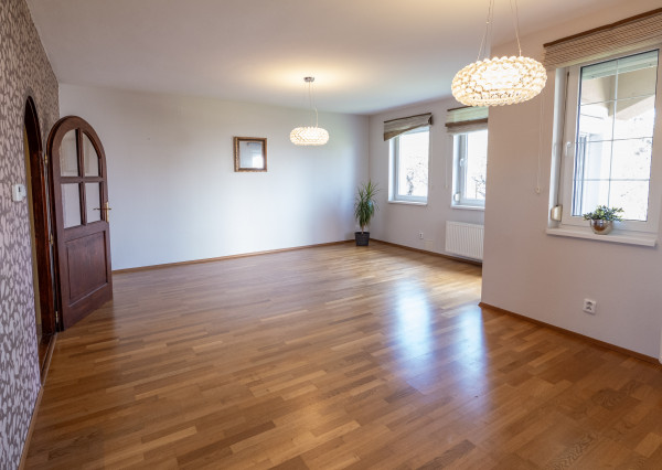 Na PREDAJ 4-izbový rodinný dom v srdci Vajnor (so znaleckým posudkom)