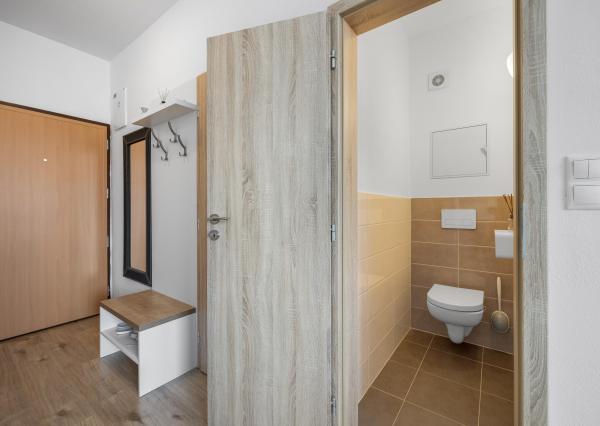 REZERVOVANÉ Krásny a moderný 1,5-izbový byt v Slovenskom Grobe