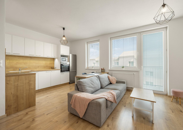 REZERVOVANÉ Krásny a moderný 1,5-izbový byt v Slovenskom Grobe