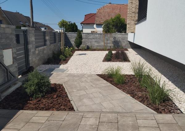 Luxusný 5-izbový rodinný dom s pozemkom o výmere 1560 m² na predaj, Trnava-Modranka