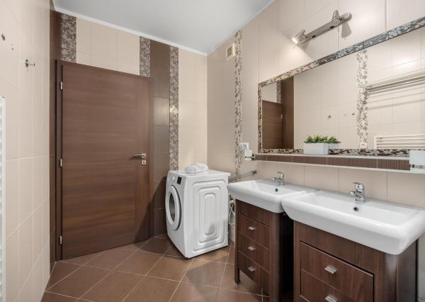 Veľký Biel, okr. Senec - NA PREDAJ 4 izbový byt so záhradou a parkovacím státím len kúsok od obľúbeného jazera