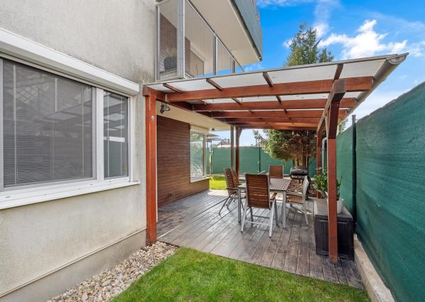 Veľký Biel, okr. Senec - NA PREDAJ 4 izbový byt so záhradou a parkovacím státím len kúsok od obľúbeného jazera