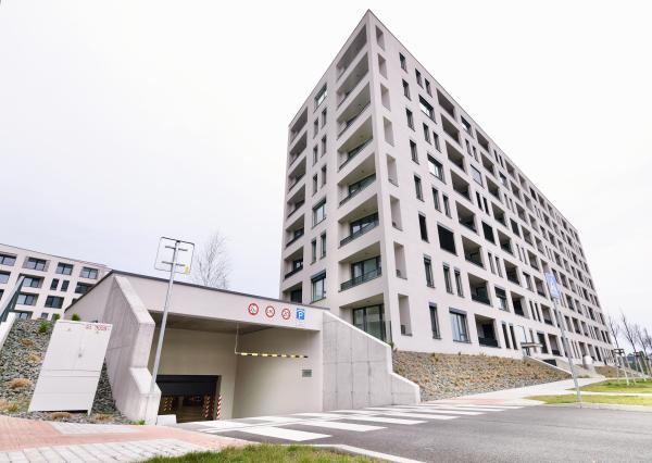 TRNAVA – NA PRENÁJOM nový 2 izbový byt s garážovým státím v lukratívnom a modernom projekte PRÚDY.