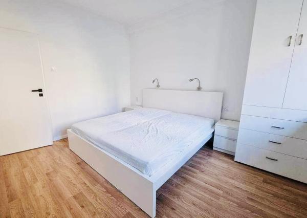 2-izbový byt v centre Bratislavy, na prenájom