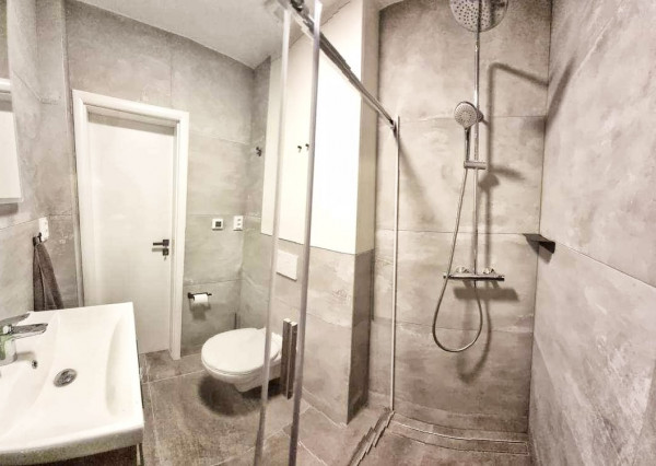 2-izbový byt v centre Bratislavy, na prenájom