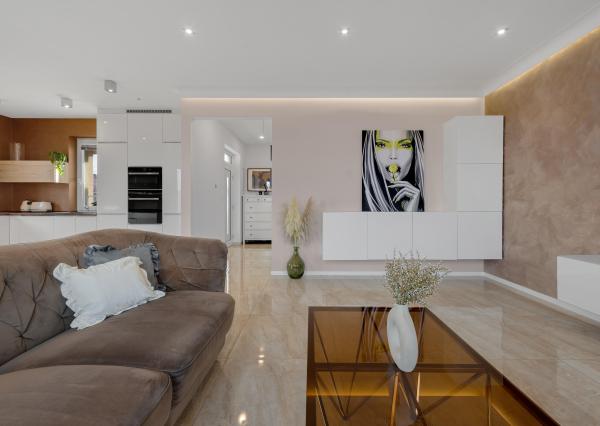 Krásny 4-izbový rodinný dom v pokojnom prostredí, len 7 km od Senca na predaj