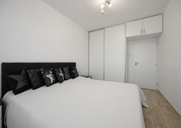 Senec - NA PREDAJ plnohodnotný 2 izbový byt pri pešej zóne v centre mesta