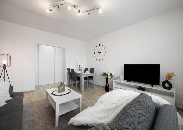 Senec - NA PREDAJ plnohodnotný 2 izbový byt pri pešej zóne v centre mesta