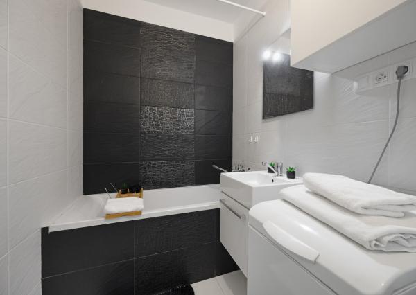 Senec - NA PREDAJ plnohodnotný 2 izbový byt pri pešej zóne v centre mesta