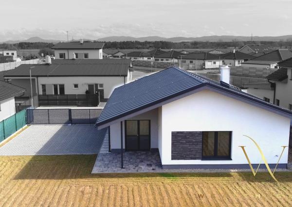 Na predaj krásny 4 izbový bungalov v obci Láb, okr. Malacky