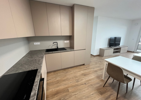 Na predaj  2 izbový velkometražný byt v Bratilave-Bory