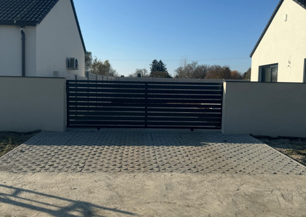 POSLEDNÝ VOĽNÝ RD! Jelka, okr. GA –  na predaj 4i tehlová NOVOSTAVBA RD v štandarde.