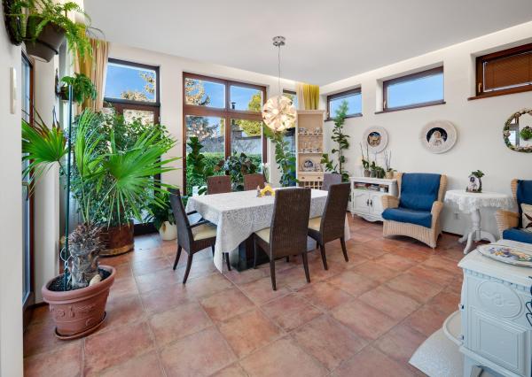 6 izbový rodinný dom Bernolákovo na predaj, priestranný, očarujúci s veľkým pozemkom