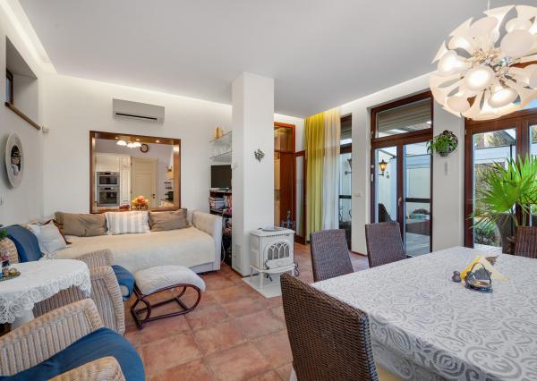 6 izbový rodinný dom Bernolákovo na predaj, priestranný, očarujúci s veľkým pozemkom