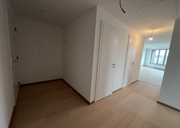 Na PREDAJ 3 izbový byt SKY PARK 4 s pivničnou kobkou a garážovým státím (možnosť odpočtu DPH)