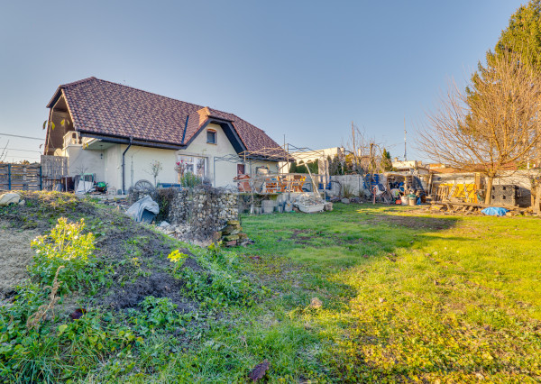 REZERVOVANÉ 5-izbový Rodinný Dom Na predaj - Trstice