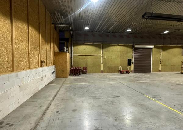 NA PRENÁJOM SKLADOVÁ HALA – VEĽKÝ BIEL, SENEC