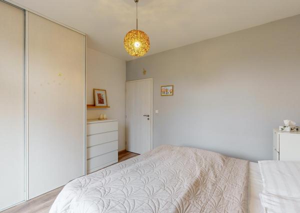 4. Izbový rodinný dom, obytná plocha 82 m2, pozemok 392 m2 ,Rajka