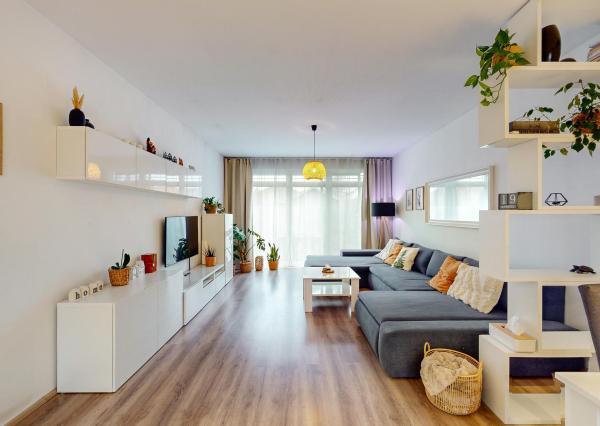 4. Izbový rodinný dom, obytná plocha 82 m2, pozemok 392 m2 ,Rajka