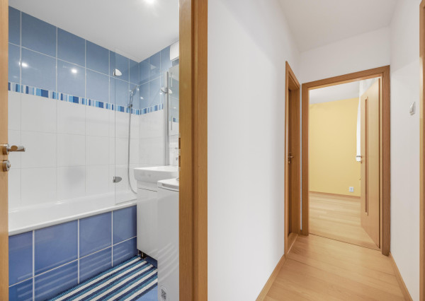 PRENAJATÝ - Wealth Group ponúka exkluzívne na prenájom 2,5 izbový byt v Bratislave