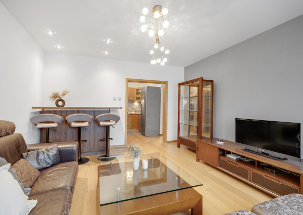 PRENAJATÝ - Wealth Group ponúka exkluzívne na prenájom 2,5 izbový byt v Bratislave