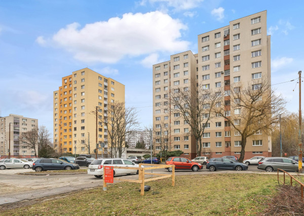 PRENAJATÝ - Wealth Group ponúka exkluzívne na prenájom 2,5 izbový byt v Bratislave