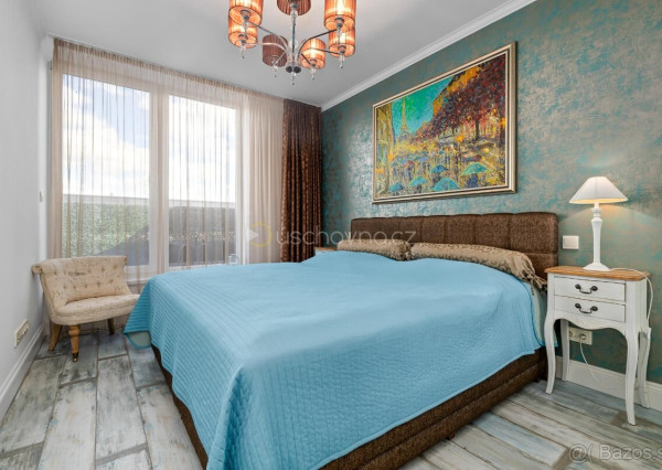 Na predaj luxusný 3-izbový byt s veľkou terasou v Bratislave-Slnečnice.