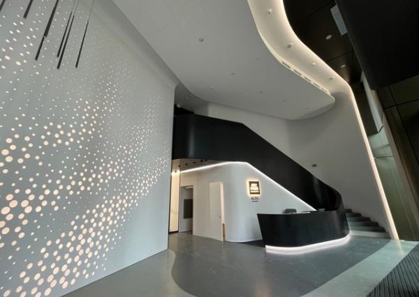 Na prenájom 2 izbový byt v projekte SKY PARK s loggiou, s pivnicou a parkovacím miestom