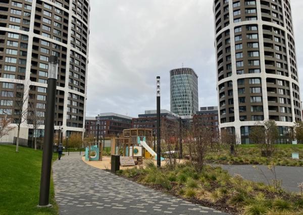 Na prenájom 2 izbový byt v projekte SKY PARK s loggiou, s pivnicou a parkovacím miestom