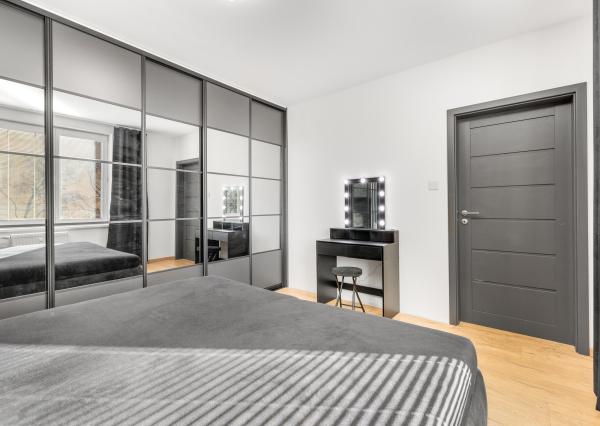 PREDAJ Moderného a priestranného 2,5 izbový bytu v srdci Ružinova